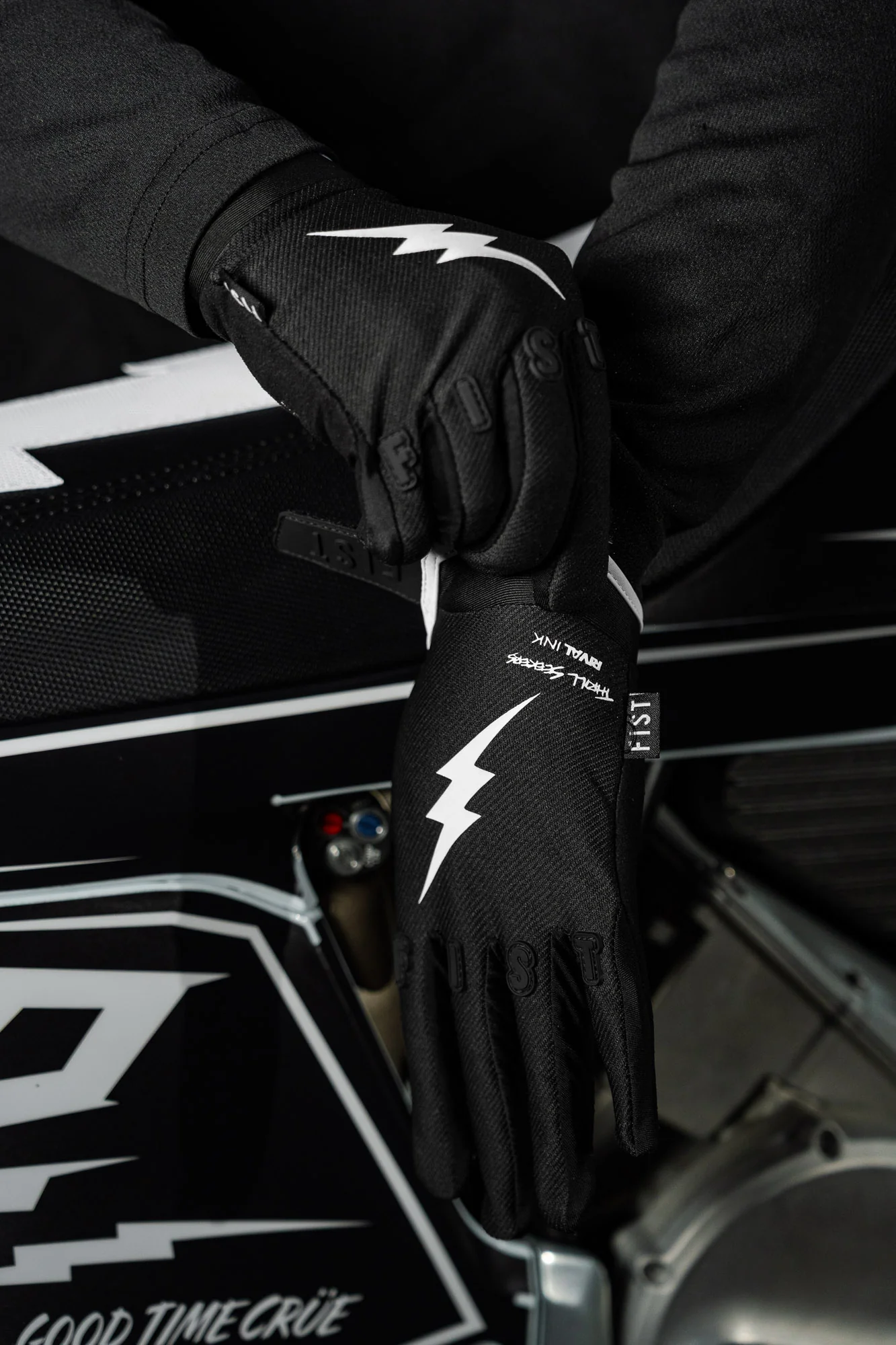 Youth Bolt Gloves - Image 5
